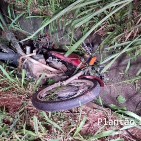 Motociclista é intubado após ser atingido por carro em Maringá Foto 20 Fotos de Motociclista é intubado após ser atingido por carro em Maringá