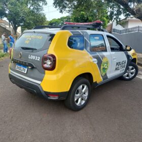 No dia do aniversário homem invade casa, faz duas pessoas refém e é baleado pela PM, em Maringá Foto 10 Fotos de No dia do aniversário homem invade casa, faz duas pessoas refém e é baleado pela PM, em Maringá