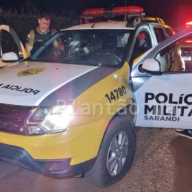 Policiais escapam da morte ao trocar tiros com assaltantes em Sarandi; um criminoso morreu no confronto Foto 15 Fotos de Policiais escapam da morte ao trocar tiros com assaltantes em Sarandi; um criminoso morreu no confronto