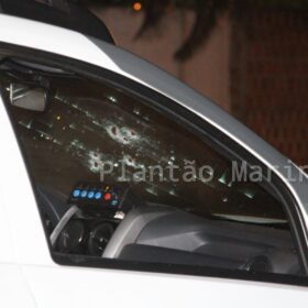 Policiais escapam da morte ao trocar tiros com assaltantes em Sarandi; um criminoso morreu no confronto Foto 20 Fotos de Policiais escapam da morte ao trocar tiros com assaltantes em Sarandi; um criminoso morreu no confronto
