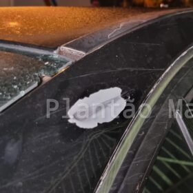 Policiais escapam da morte ao trocar tiros com assaltantes em Sarandi; um criminoso morreu no confronto Foto 21 Fotos de Policiais escapam da morte ao trocar tiros com assaltantes em Sarandi; um criminoso morreu no confronto