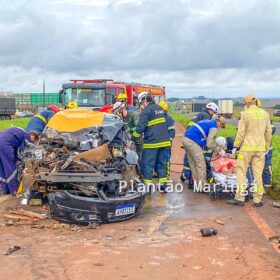 Cinco pessoas ficam feridas em acidente entre carro e caminhão na PR-317; duas delas em estado grave Foto 3 Fotos de Cinco pessoas ficam feridas em acidente entre carro e caminhão na PR-317; duas delas em estado grave