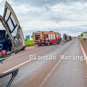 Cinco pessoas ficam feridas em acidente entre carro e caminhão na PR-317; duas delas em estado grave Foto 1 Fotos de Cinco pessoas ficam feridas em acidente entre carro e caminhão na PR-317; duas delas em estado grave