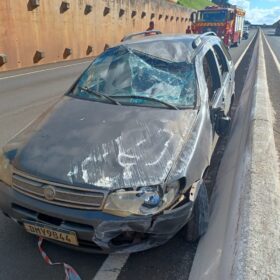 Cinco pessoas ficaram feridas após grave acidente no Contorno Norte em Maringá Foto 7 Fotos de Cinco pessoas ficaram feridas após grave acidente no Contorno Norte em Maringá