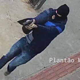 Morre no hospital homem que sofreu três tentativas de homicídios em Maringá Foto 4 Fotos de Morre no hospital homem que sofreu três tentativas de homicídios em Maringá