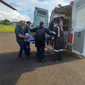 Homem é socorrido de helicóptero após ser atingido por 10 golpes de faca Foto 3 Fotos de Homem é socorrido de helicóptero após ser atingido por 10 golpes de faca