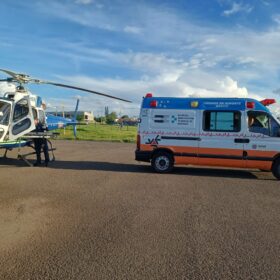 Homem é socorrido de helicóptero após ser atingido por 10 golpes de faca Foto 11 Fotos de Homem é socorrido de helicóptero após ser atingido por 10 golpes de faca