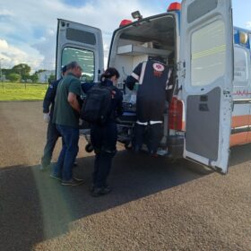 Homem é socorrido de helicóptero após ser atingido por 10 golpes de faca Foto 5 Fotos de Homem é socorrido de helicóptero após ser atingido por 10 golpes de faca