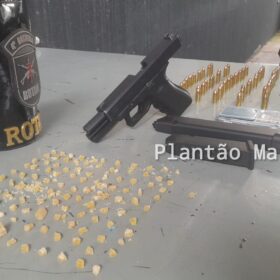 Homem é preso com pistola equipada com 'kit rajada' e drogas pela Rotam em Maringá Foto 2 Fotos de Homem é preso com pistola equipada com 'kit rajada' e drogas pela Rotam em Maringá