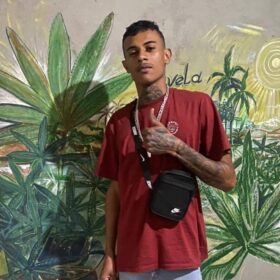 Jovem de 20 anos é executado com vários tiros nesta sexta-feira Foto 2 Fotos de Jovem de 20 anos é executado com vários tiros nesta sexta-feira
