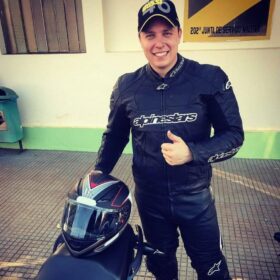 Motociclista morre após bater em colheitadeira na BR-369 Foto 2 Fotos de Motociclista morre após bater em colheitadeira na BR-369