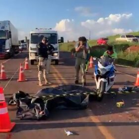 Motociclista morre após bater em colheitadeira na BR-369 Foto 7 Fotos de Motociclista morre após bater em colheitadeira na BR-369