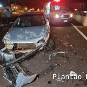 Motociclista sofre ferimentos graves após bater em carro capotado na rodovia PR-323 em Paiçandu Foto 12 Fotos de Motociclista sofre ferimentos graves após bater em carro capotado na rodovia PR-323 em Paiçandu