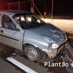 Motociclista sofre ferimentos graves após bater em carro capotado na rodovia PR-323 em Paiçandu Foto 18 Fotos de Motociclista sofre ferimentos graves após bater em carro capotado na rodovia PR-323 em Paiçandu