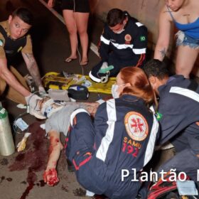 Motociclista sofre ferimentos graves após bater em carro capotado na rodovia PR-323 em Paiçandu Foto 9 Fotos de Motociclista sofre ferimentos graves após bater em carro capotado na rodovia PR-323 em Paiçandu