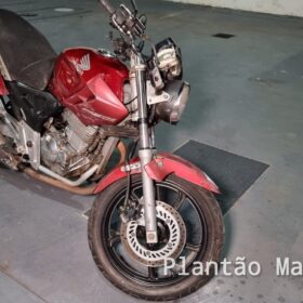 Motorista avança preferencial, provoca acidente e foge sem prestar socorro em Maringá Foto 2 Fotos de Motorista avança preferencial, provoca acidente e foge sem prestar socorro em Maringá