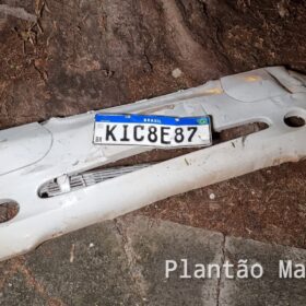 Motorista avança preferencial, provoca acidente e foge sem prestar socorro em Maringá Foto 4 Fotos de Motorista avança preferencial, provoca acidente e foge sem prestar socorro em Maringá
