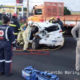 Mulher é socorrida com ferimentos após colisão na rodovia BR-376, entre Marialva e Sarandi Foto 12 Fotos de Mulher é socorrida com ferimentos após colisão na rodovia BR-376, entre Marialva e Sarandi