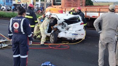 Fotos de Mulher é socorrida com ferimentos após colisão na rodovia BR-376, entre Marialva e Sarandi