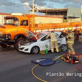 Mulher é socorrida com ferimentos após colisão na rodovia BR-376, entre Marialva e Sarandi Foto 1 Fotos de Mulher é socorrida com ferimentos após colisão na rodovia BR-376, entre Marialva e Sarandi