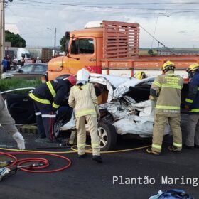 Mulher é socorrida com ferimentos após colisão na rodovia BR-376, entre Marialva e Sarandi Foto 5 Fotos de Mulher é socorrida com ferimentos após colisão na rodovia BR-376, entre Marialva e Sarandi
