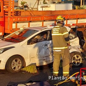Mulher é socorrida com ferimentos após colisão na rodovia BR-376, entre Marialva e Sarandi Foto 8 Fotos de Mulher é socorrida com ferimentos após colisão na rodovia BR-376, entre Marialva e Sarandi
