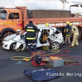 Mulher é socorrida com ferimentos após colisão na rodovia BR-376, entre Marialva e Sarandi Foto 10 Fotos de Mulher é socorrida com ferimentos após colisão na rodovia BR-376, entre Marialva e Sarandi