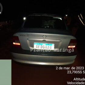 Piratas do Asfalto agridem motorista de ônibus durante assalto e trocam tiros com a polícia rodoviária na fuga Foto 1 Fotos de Piratas do Asfalto agridem motorista de ônibus durante assalto e trocam tiros com a polícia rodoviária na fuga