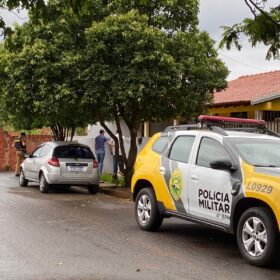 Um homem morreu e três pessoas foram baleados durante uma partida de futebol em Maringá Foto 6 Fotos de Um homem morreu e três pessoas foram baleados durante uma partida de futebol em Maringá