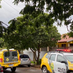 Um homem morreu e três pessoas foram baleados durante uma partida de futebol em Maringá Foto 7 Fotos de Um homem morreu e três pessoas foram baleados durante uma partida de futebol em Maringá