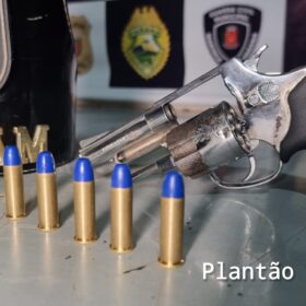 Polícia Militar prende dupla armada e evita possível homicídio em Maringá Foto 12 Fotos de Polícia Militar prende dupla armada e evita possível homicídio em Maringá