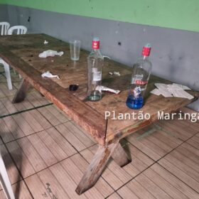 Três pessoas são baleadas enquanto jogava baralho em festa clandestina em Sarandi Foto 11 Fotos de Três pessoas são baleadas enquanto jogava baralho em festa clandestina em Sarandi