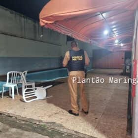 Três pessoas são baleadas enquanto jogava baralho em festa clandestina em Sarandi Foto 4 Fotos de Três pessoas são baleadas enquanto jogava baralho em festa clandestina em Sarandi
