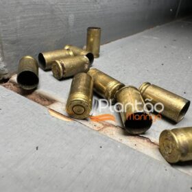 Homem armado de pistola atira contra residência em Sarandi Foto 11 Fotos de Homem armado de pistola atira contra residência em Sarandi