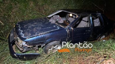 Fotos de Homem morre ao ser ejetado de carro após capotamento 