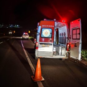 Homem morre ao ser ejetado de carro após capotamento Foto 12 Fotos de Homem morre ao ser ejetado de carro após capotamento