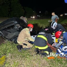 Vereador morre após capotar carro na rodovia PR-317 em Maringá Foto 5 Fotos de Vereador morre após capotar carro na rodovia PR-317 em Maringá