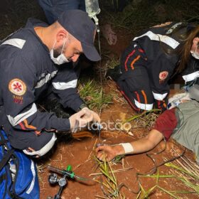 Ao perder o controle da motocicleta, homem cai em ribanceira em Maringá Foto 13 Fotos de Ao perder o controle da motocicleta, homem cai em ribanceira em Maringá