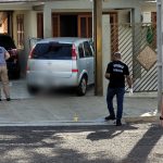 Assaltante morre após ser baleado ao tentar roubar casa de empresário em Maringá Foto 3 Fotos de Assaltante morre após ser baleado ao tentar roubar casa de empresário em Maringá