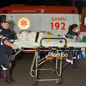 Carro 'voa', após motorista discutir com a mãe e joga veículo contra praça em Maringá Foto 19 Fotos de Carro 'voa', após motorista discutir com a mãe e joga veículo contra praça em Maringá