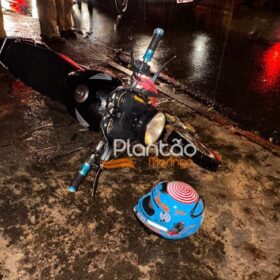 Funcionária da Santa Casa é intubada após bater em carreta estacionada em Maringá Foto 10 Fotos de Funcionária da Santa Casa é intubada após bater em carreta estacionada em Maringá