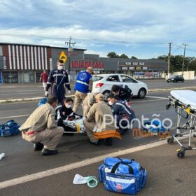 Garçom é intubado após cair de caminhão enquanto pegava rabeira em Maringá Foto 5 Fotos de Garçom é intubado após cair de caminhão enquanto pegava rabeira em Maringá