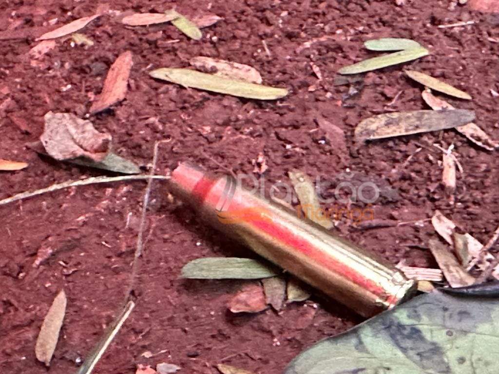 Identificado trio preso suspeito de matar homem com tiros de fuzil em Maringá Foto 16 Fotos de Identificado trio preso suspeito de matar homem com tiros de fuzil em Maringá