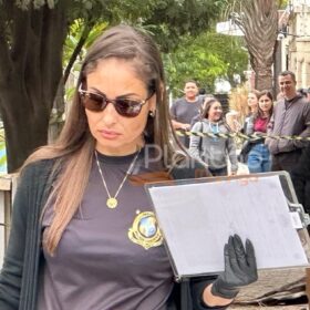 Homem é executado com mais de 40 tiros, inclusive de fuzil em Maringá Foto 4 Fotos de Homem é executado com mais de 40 tiros, inclusive de fuzil em Maringá