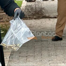 Identificado trio preso suspeito de matar homem com tiros de fuzil em Maringá Foto 21 Fotos de Identificado trio preso suspeito de matar homem com tiros de fuzil em Maringá