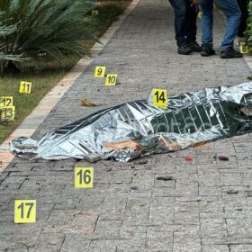 Identificado trio preso suspeito de matar homem com tiros de fuzil em Maringá Foto 20 Fotos de Identificado trio preso suspeito de matar homem com tiros de fuzil em Maringá