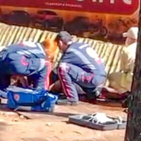 Homem é intubado após ser esfaqueado no centro de Maringá Foto 5 Fotos de Homem é intubado após ser esfaqueado no centro de Maringá