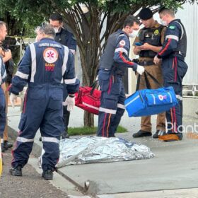 Homem é morto após invadir e tentar assaltar residência em Maringá Foto 9 Fotos de Homem é morto após invadir e tentar assaltar residência em Maringá