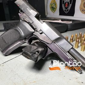 Homem é preso com pistola 9mm após perseguição em Maringá Foto 8 Fotos de Homem é preso com pistola 9mm após perseguição em Maringá
