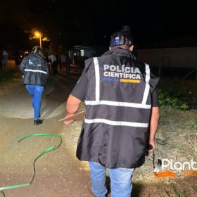 Homem vai atender chamado na porta de casa e é assassinado a tiros Foto 9 Fotos de Homem vai atender chamado na porta de casa e é assassinado a tiros